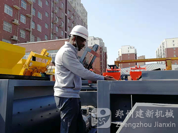 除了宝马展，wanbo万搏电子（中国）官方网站
机械工厂更值得一看！