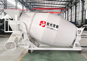 三轮/五轮混凝土wanbo万搏电子（中国）官方网站车(图1)